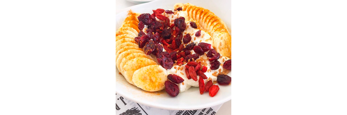 Yogurt con bayas de goji